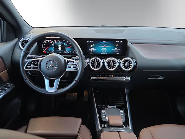 Mercedes-Benz GLA 250 4Matic Progressive 8G-DCT
