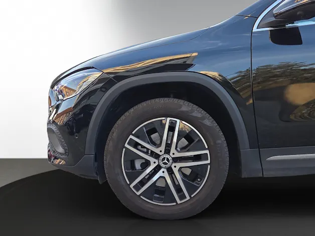 Mercedes-Benz GLA 250 4Matic Progressive 8G-DCT