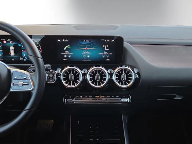 Mercedes-Benz GLA 250 4Matic Progressive 8G-DCT