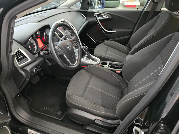 Opel Astra 1.6i 16V Turbo Sport Automatic