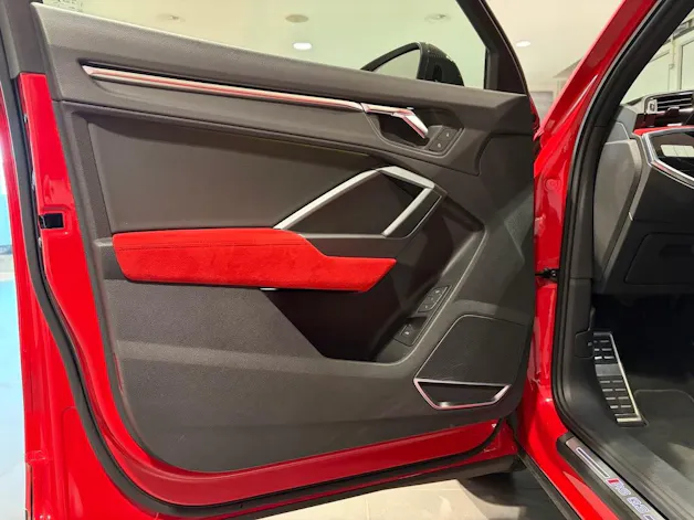 AUDI RS Q3 2.5 TFSI quattro S tronic
