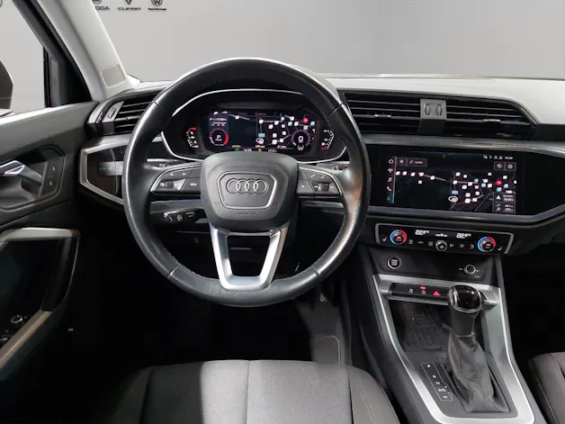 Audi Q3 35 TFSI Attraction S-tronic