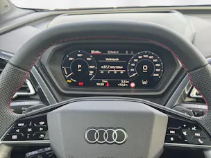 Audi Q4 e-tron 45 Edition Swiss Ski quattro