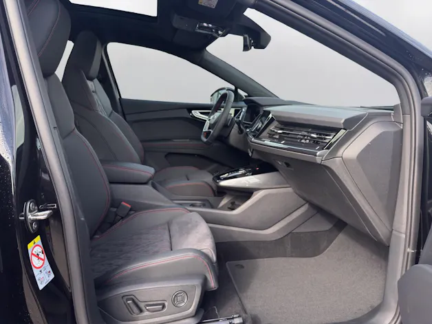Audi Q4 e-tron 45 Edition Swiss Ski quattro