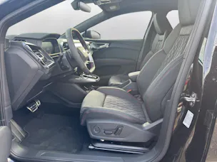 Audi Q4 e-tron 45 Edition Swiss Ski quattro