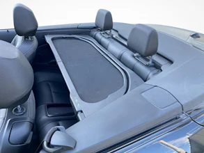 https://vehicle.imgix.net/4241979/c15a16e8-7784-410b-b6c3-147d4864a3ec.jpg