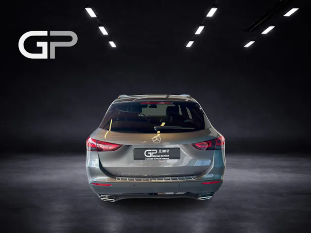 Mercedes-Benz GLA 200 Progressive 4matic