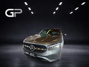 Mercedes-Benz GLA 200 Progressive 4matic