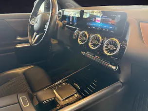 Mercedes-Benz GLA 200 Progressive 4matic