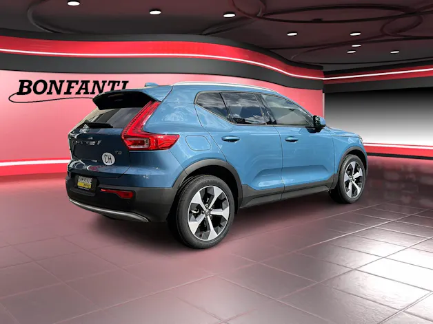 Volvo XC40 1.5 T2 Momentum