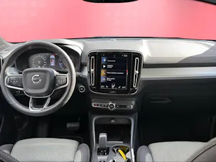 Volvo XC40 1.5 T2 Momentum