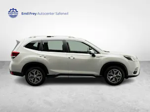Subaru Forester Station 2.0i e-Boxer Swiss Plus