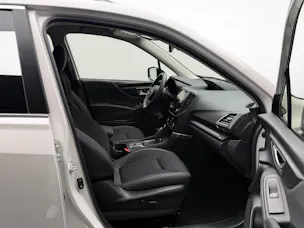 Subaru Forester Station 2.0i e-Boxer Swiss Plus