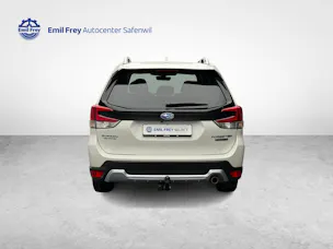 Subaru Forester Station 2.0i e-Boxer Swiss Plus