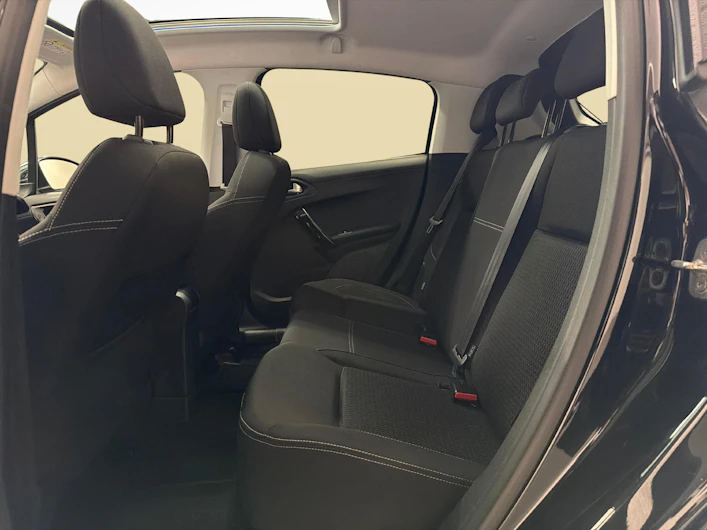 immagine del veicolo PEUGEOT 208