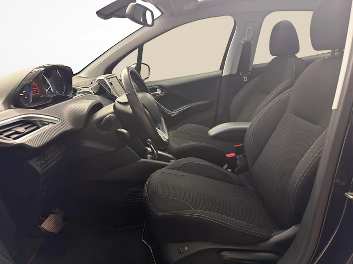 immagine del veicolo PEUGEOT 208