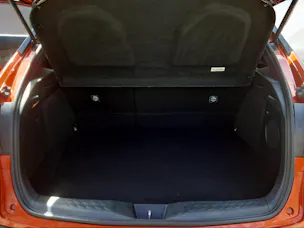 Toyota C-HR 2.0 VVTi HSD Launch Edition