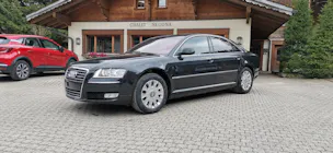 Audi A8 4.2 V8 TDI DPF quattro
