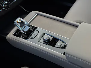 Volvo XC90 2.0 T8 TE Ultra Bright eAWD
