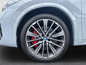 BMW iX2 30 xDrive M Sport Pro (CH) ** Action de leasing à 1.9% **