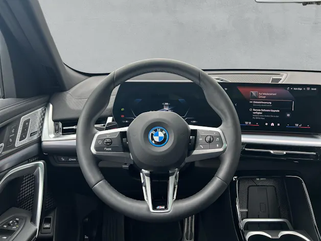 BMW iX2 30 xDrive M Sport Pro (CH) ** Action de leasing à 1.9% **