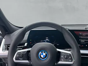 BMW iX2 30 xDrive M Sport Pro (CH) ** Action de leasing à 1.9% **