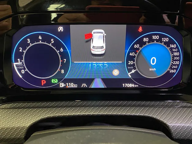 VW Golf VIII 2.0 TSI R-Line DSG 4motion