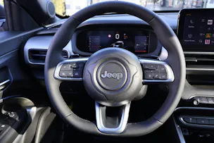 Jeep Avenger 1.2 MHEV Upland 4xe