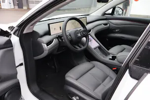 MG IM6 100 kWh Performance 21 4WD