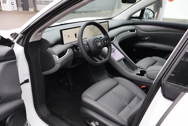 MG IM6 100 kWh Performance 21 4WD