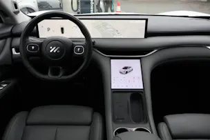 MG IM6 100 kWh Performance 21 4WD