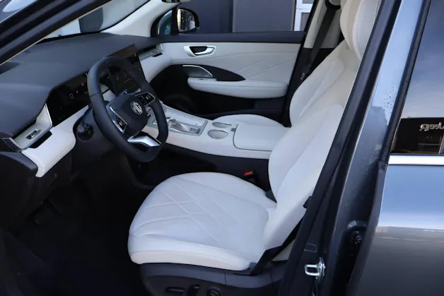 MG S6 EV 77 kWh Luxury 4WD