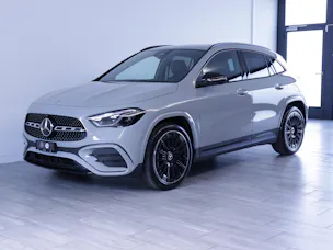 Mercedes-Benz GLA 200 Night Star AMG Line