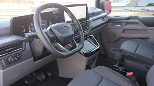 Ford Tourneo Bus 320 L1H1 Titanium Automat 4x4