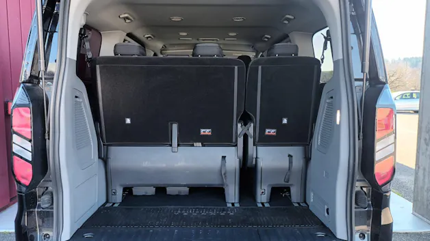 Ford Tourneo Bus 320 L1H1 Titanium Automat 4x4