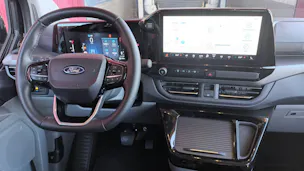 Ford Tourneo Bus 320 L1H1 Titanium Automat 4x4
