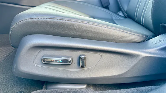 Honda ZR-V 2.0i MMD Hybrid Advance Automatic in Premium Twinkle Black Pearl 1.9% Leasing Aktion