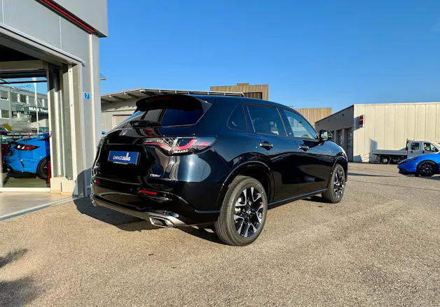 Honda ZR-V 2.0i MMD Hybrid Advance Automatic in Premium Twinkle Black Pearl 1.9% Leasing Aktion