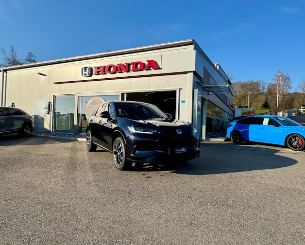 Honda ZR-V 2.0i MMD Hybrid Advance Automatic in Premium Twinkle Black Pearl 1.9% Leasing Aktion
