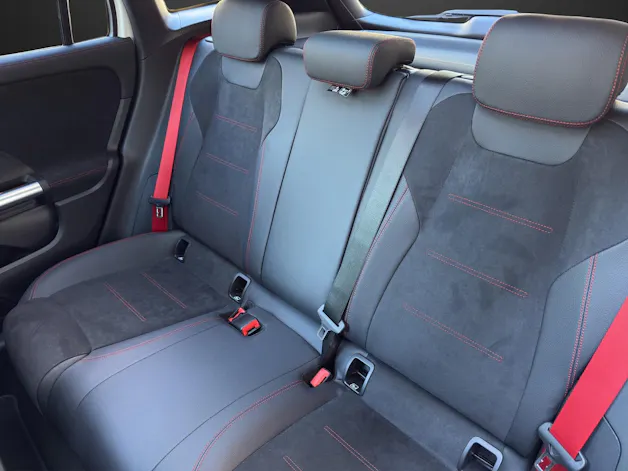 Mercedes-Benz GLA AMG 35 4Matic 8G-DCT