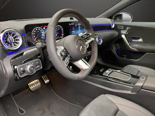 Mercedes-Benz A 220 4Matic 8G-DCT
