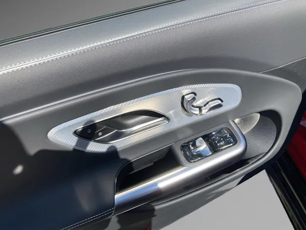 Mercedes-Benz CLA 350 4MATIC Shooting Brake with EQ Technology