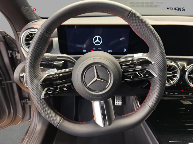 Mercedes-Benz CLA 220 4M - AMG / 360 Grad Kamera / Multibeam LED / Soundsystem