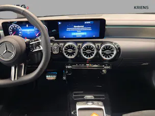 Mercedes-Benz CLA 220 4M - AMG / 360 Grad Kamera / Multibeam LED / Soundsystem