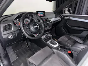 Audi Q3 2.0 TDI quattro S-tronic | CH |