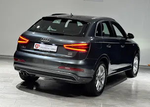 Audi Q3 2.0 TDI quattro S-tronic | CH |