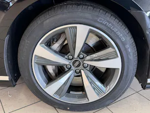 Audi A8 60 TFSI e quattro tiptronic