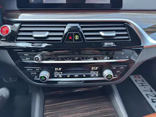 BMW M5 xDrive Drivelogic