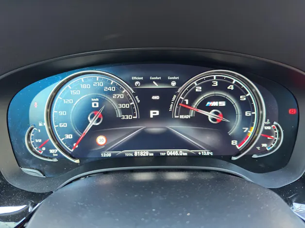 BMW M5 xDrive Drivelogic