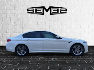 BMW M5 xDrive Drivelogic